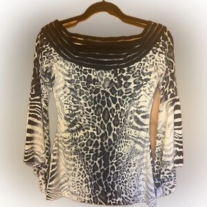 VENUS Black and White Animal Print Blouse